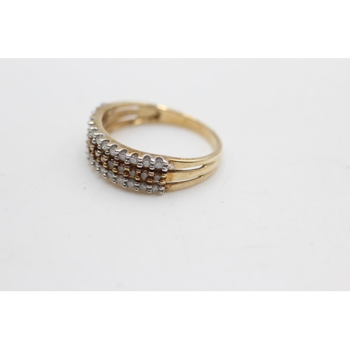 8 - 9ct gold diamond triple band ring (2.7g) size Q