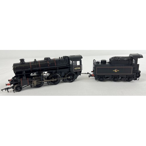 282 - A boxed Bachmann Branch-Line 32-585 Ivatt class 4 2-6-0 loco 43106 with tablet catcher L/crest.