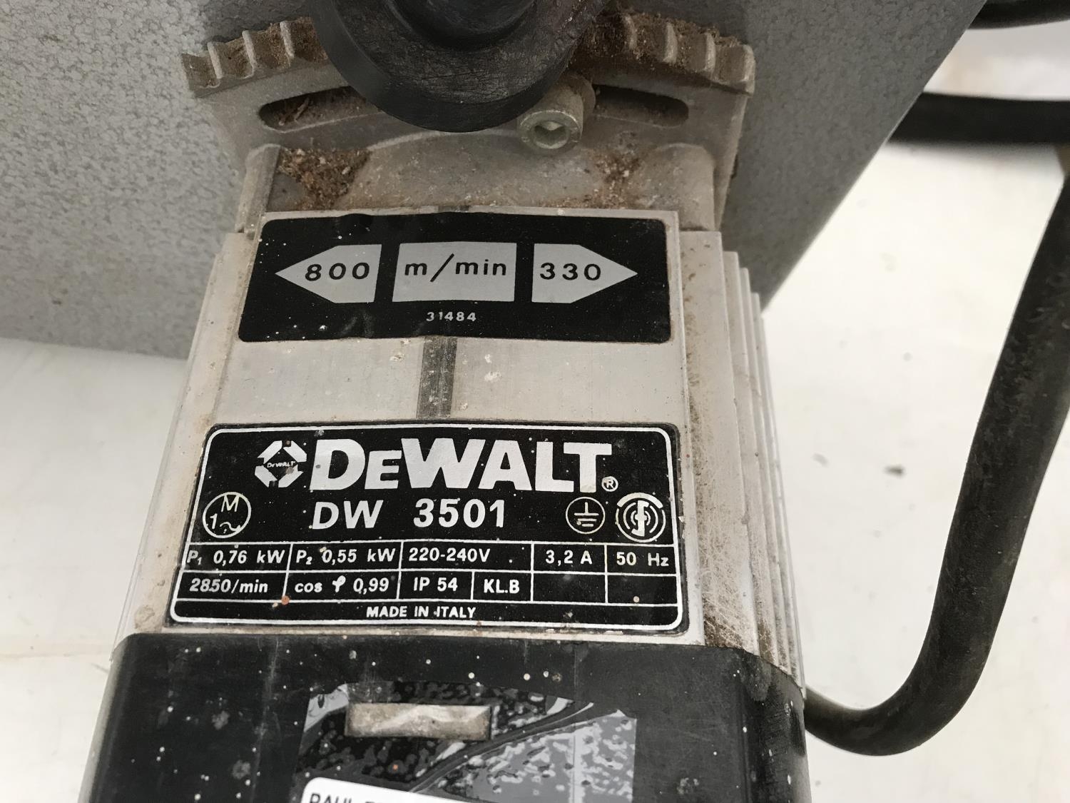 DEWALT DW3501 TABLE TOP BAND SAW W/O