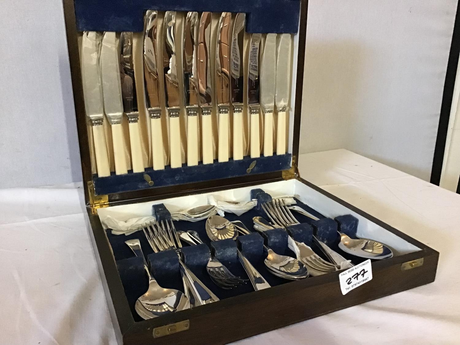 2 VINTAGE CANTEENS OF CUTLERY