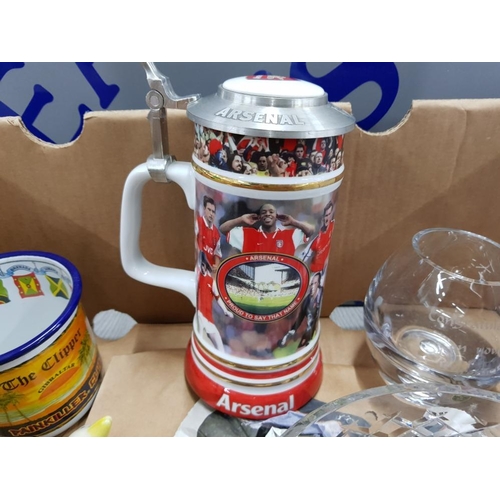 53 - BOX OF MIXED ITEMS INCLUDES ARSENAL FC STEIN COLLECTION, BURNS HAND CRAFTED CRYSTAL GLASS, W.M WIDDO... 