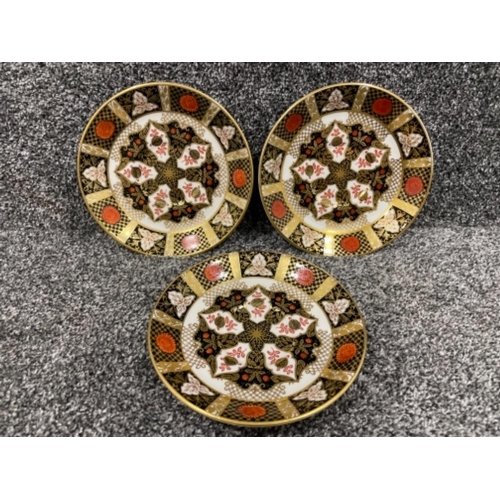 Royal Crown Derby Abbeydale Imari patterned x3 tea saucers. In good condition