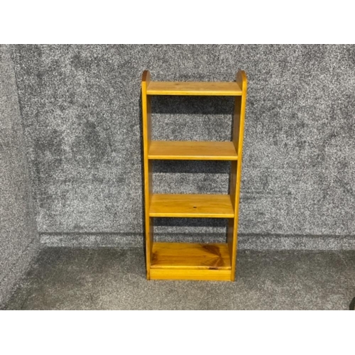 24 - Freestanding pine bookcase with 4 shelves
