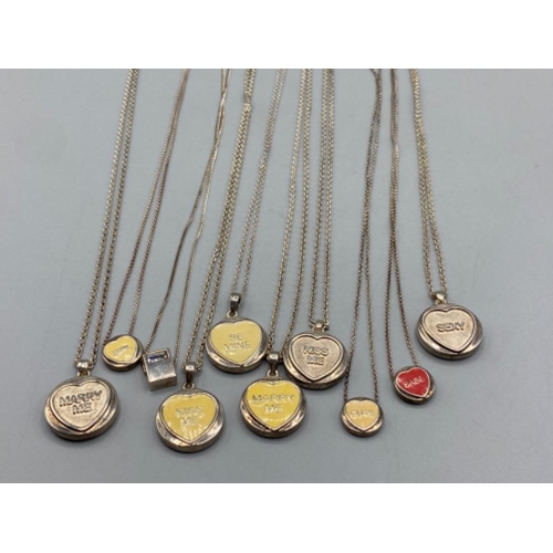 5 - 10x assorted pendant with chain, 94.2g