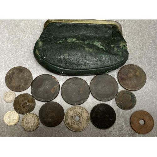 52 - Vintage Purse Containing Miscellaneous old coins - (some dated 1800s) Includes 4x cartwheel coins