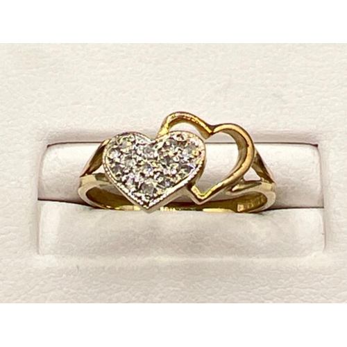 Ladies 9ct gold white stone heart ring. Size L (1.7g)