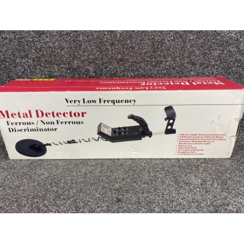 19 - SBS super sound Metal detector “very low frequency” boxed
