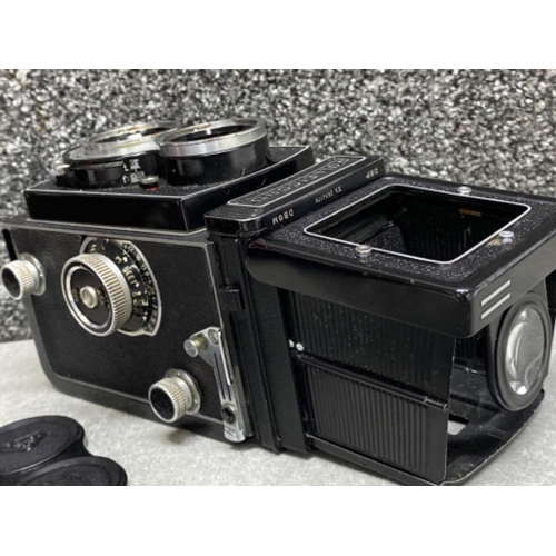 34 - Rolleicord Vb TLR film camera with brown leather case
