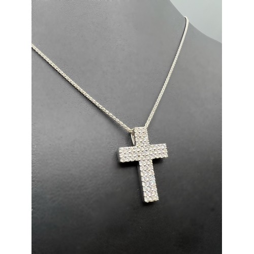 10 - 1.44ct Diamond Cross  Pendant & Chain in 18ct Gold 7 grams 48cm in length