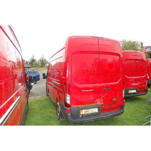 11 - MMN161C
Red Ford Transit 310 LWB 2198cc
First Registered 10.08.2015
Approx 43,900 miles
Manual Diese... 
