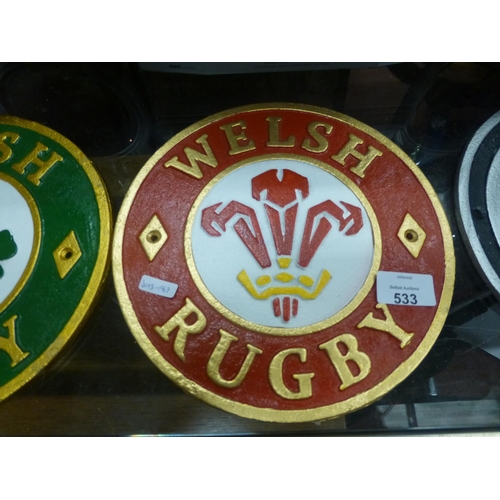 533 - CAST WELSH RUGBY SIGN