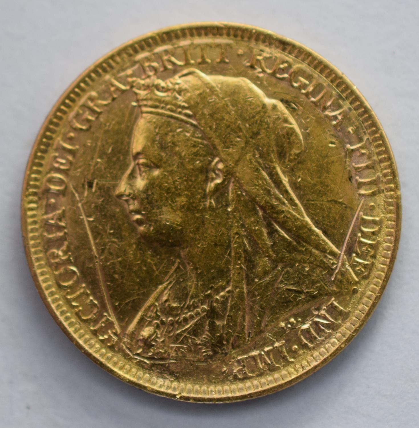 Full British Sovereign Queen Victoria year 1895 London Mint