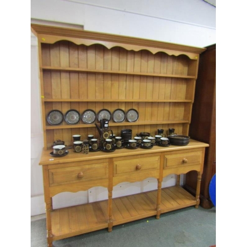 591 - QUALITY PINE DRESSER, with open shelves above, 3 drawers below, with lower pot shelf, 72