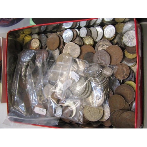 30 - PRE 47 SILVER, half-crowns x 8, florins x 9, etc. 207 grams & world coins
