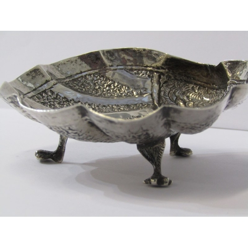535 - EASTERN SILVER SHELL DISH, sweetmeat dish in shape of a shell on 3 claw feet, 63 grams