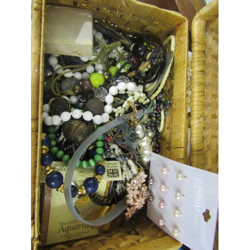 107 - COSTUME JEWELLERY, wicker box containing bracelets, necklaces, beads, etc