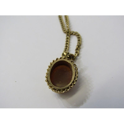 135 - 9ct YELLOW GOLD CURB LINK NECKLACE with 9ct yellow gold shell cameo pendant, combined weight 8 grams
