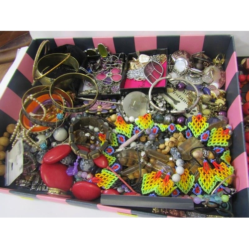 99 - COSTUME JEWELLERY, shelf of costume jewellery including wooden bead necklaces, earrings, bangles, et... 