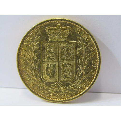125 - SHIELDBACK SOVEREIGN, full sovereign dated 1853