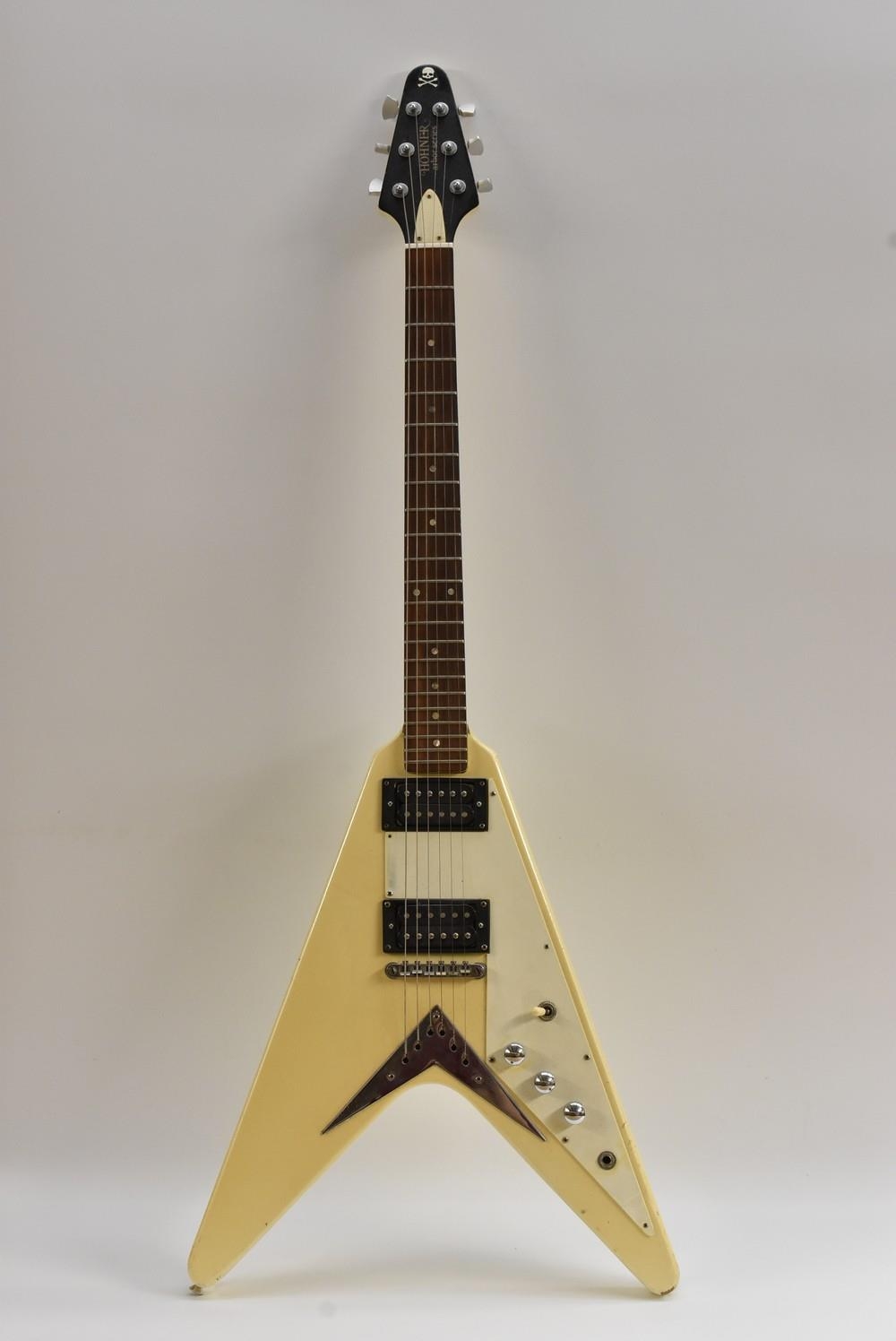 hohner flying v