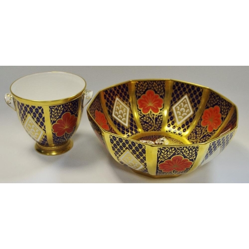 4 - A Caverswall Romany pattern fruit bowl 24ct gold band; a Caverswall twin handled vase (2)