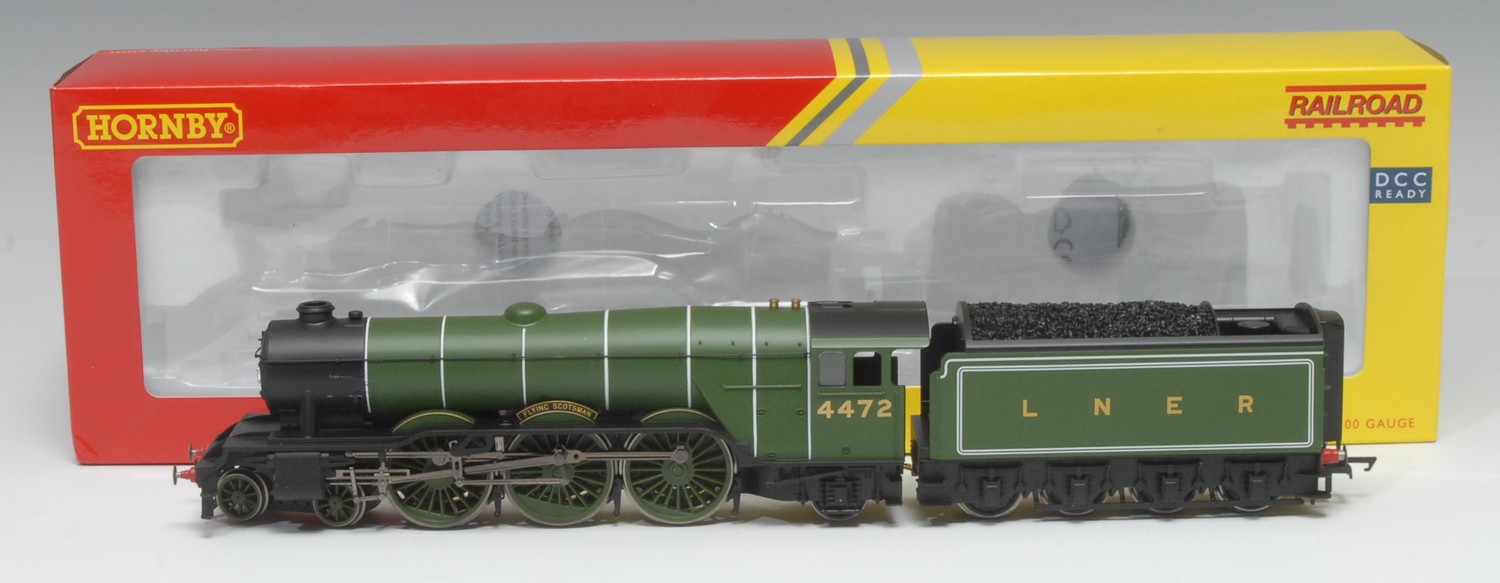 Hornby OO Gauge R3086 LNER Class A1 4-6-2 “Flying Scotsman ...