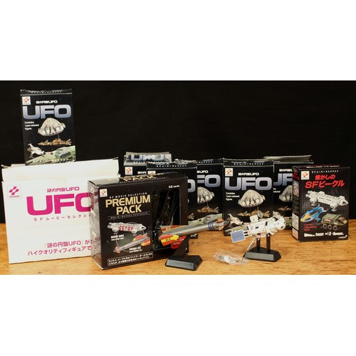 5002 - Sci-Fi, Gerry Anderson, UFO, Fireball XL5 and Stingray - a collection of Konami/Carlton UFO models, ... 