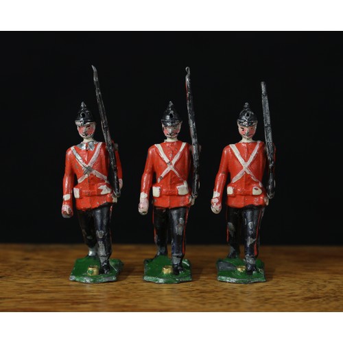 5228 - Abel, CD (Islington, London 1898-1914) three rare British Infantry drill display unit lead figures, ... 