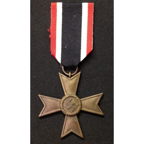17 - WW2 Third Reich Kriegsverdienstkreuz ohne Schwerten II klasse. War Merit Cross without Swords 2nd cl... 
