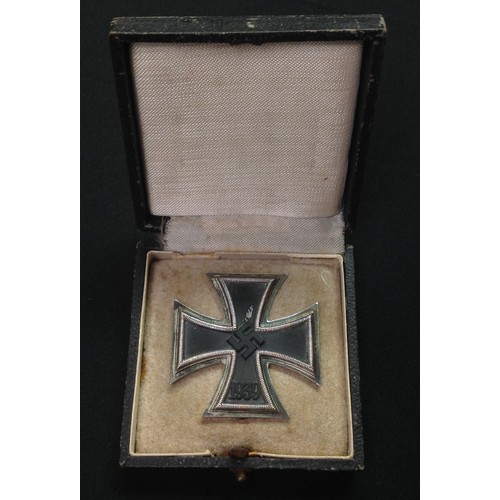 23 - WW2 Third Reich Eisernes Kreuz I Klasse. Iron Cross 1st Class maker marked 65 for 