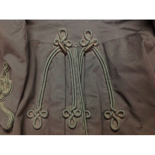 49 - Victorian Army Officers Frock Coat. No makers label. Collar and lining require repair. Hook and eye ... 