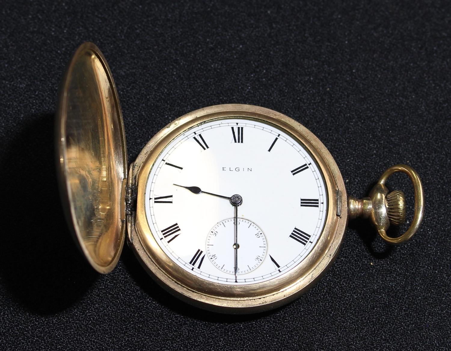 An Elgin gold plated hunter pocket watch