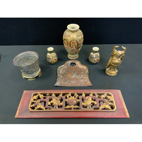 21 - A pair of miniature Satsuma pottery vases;  another;  cast brass Buddha ;  Dragon crumb scoop etc.