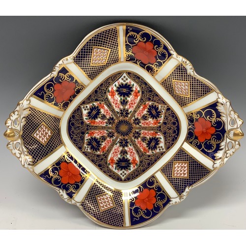 2 - A Royal Crown Derby Imari 1128 pattern two handled acorn dish, 23cm wide, first quality