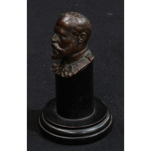 59 - An early 20th century brown patinated bronze desk bust, King Edward VII, ebonised plinth, 14cm high