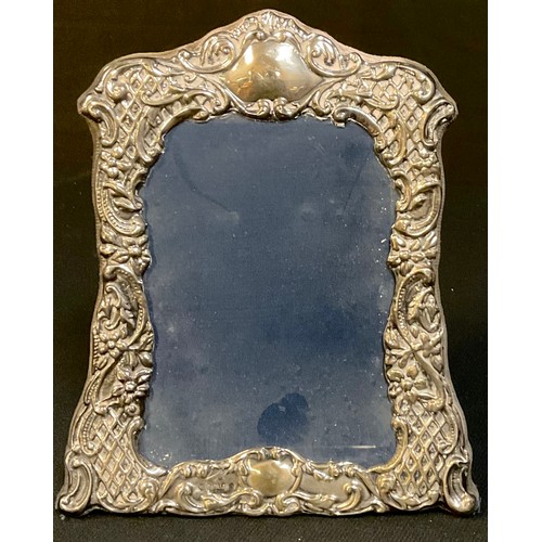 55A - A Victorian style silver easel photograph frame, 19cm high, Sheffield 1992