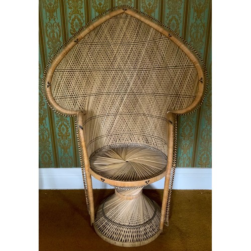 A wicker peacock chair **Please note all lots must be coll...
