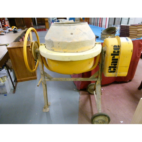 CLARKE CCM125C Electric Cement Mixer on Wheeled Base. 125 ...