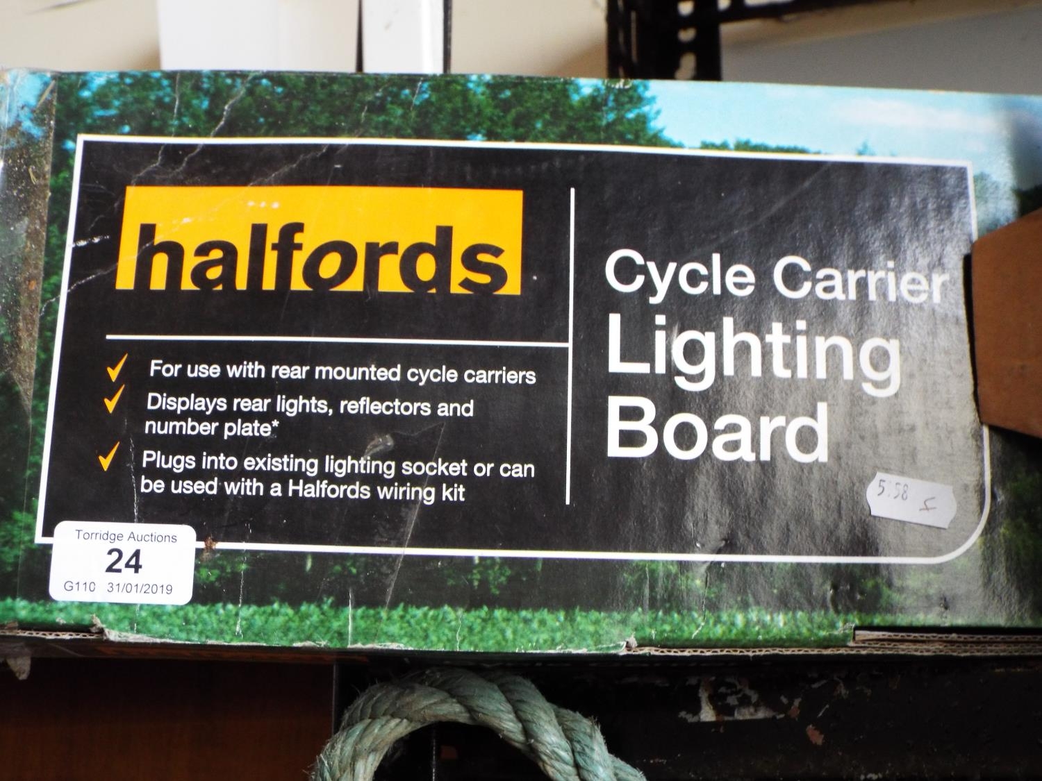 halfords cycle carrier lighting board