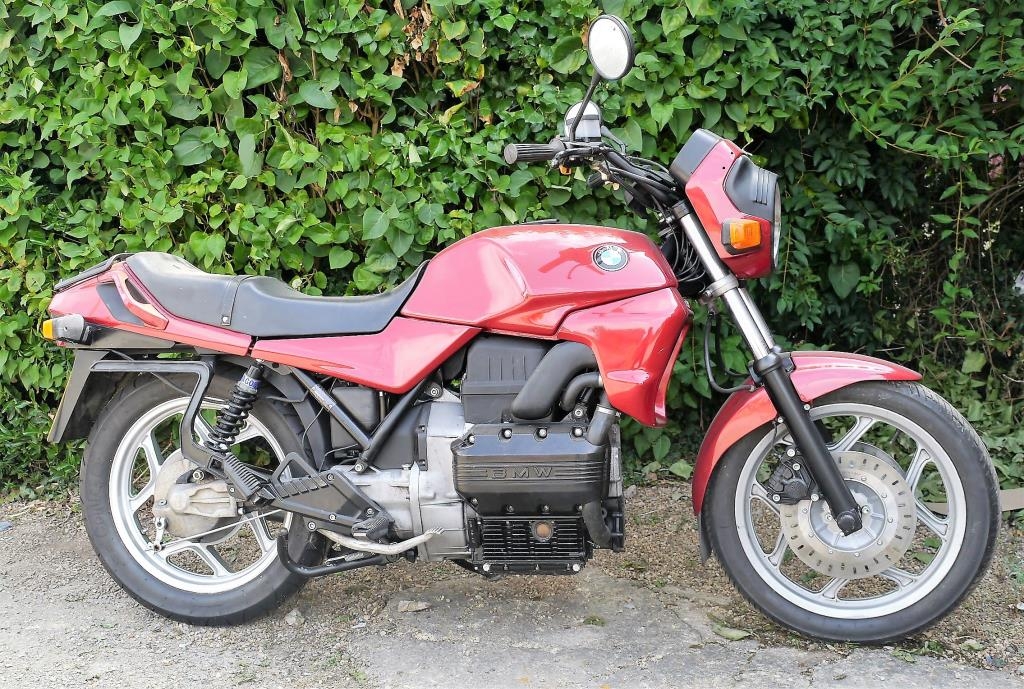 BMW K75 750cc motorcycle. 1986. Matching engine and frame numbers. Reg