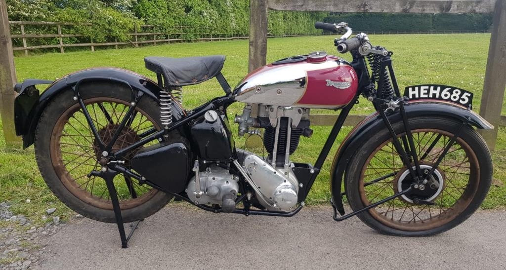 Triumph T80/3H motorcycle. 1938. 350cc. Original numbers. Repainted ...