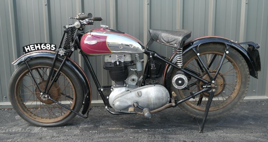 Triumph T80 3h Motorcycle. 1938. 350cc. Original Numbers. Repainted 