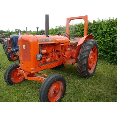 Nuffield 10/60 tractor. Roll bar, lights. Runs. SN.71226. Reg. FBD 218C+VAT