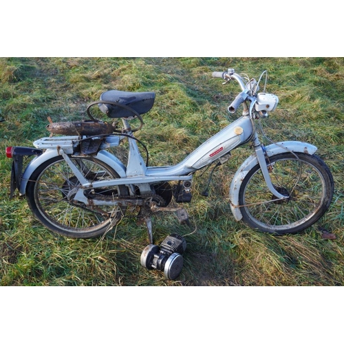 1972 motobecane moped