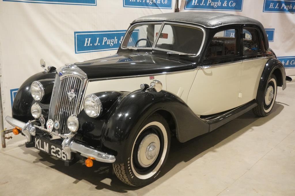 Riley RMA saloon car. 1949. 1500cc. Only 8,500 miles. Runs and drives