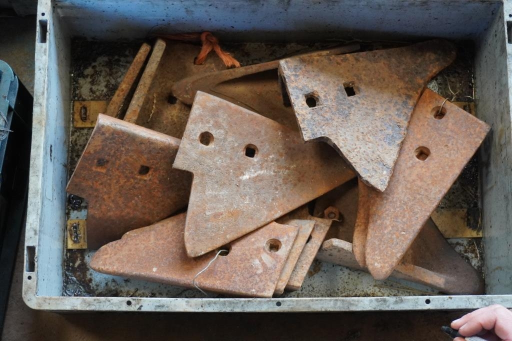 Ferguson plough points