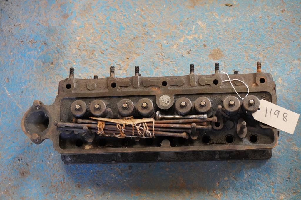 Ferguson TED petrol TVO cylinder head