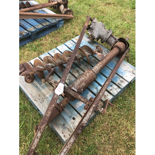 Massey Ferguson 723 post hole auger SN. P/12155