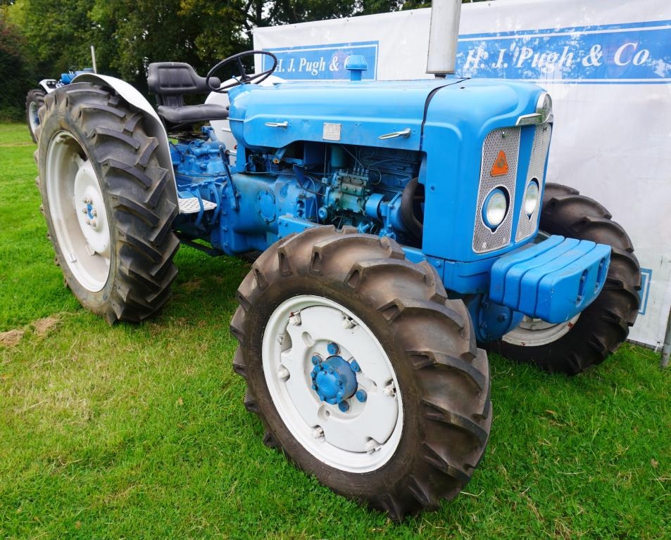 Fordson Super Major New Performance Roadless tractor. Restored, new tyres, front wheel weights, fron