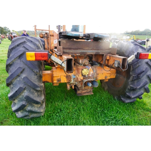 99 - County 1184 military tractor, Agricultural specification, manual gearbox, with blade. Only 400 hours... 